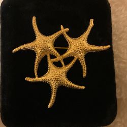 Goldtone Solid Starfish Brooch