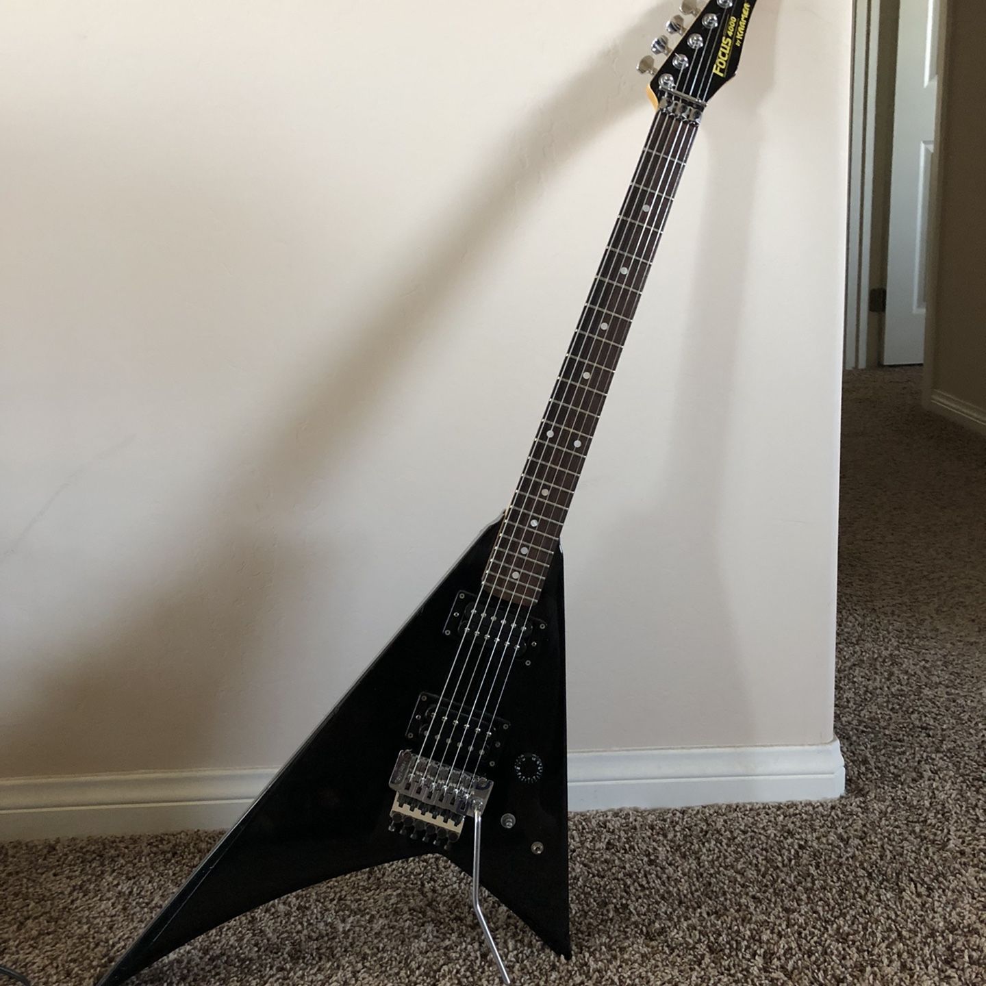 1980s Kramer Focus 4000 Flying V Electric Guitar Floyd Rose for