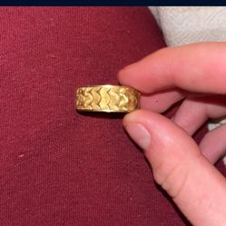 18KT gold ring