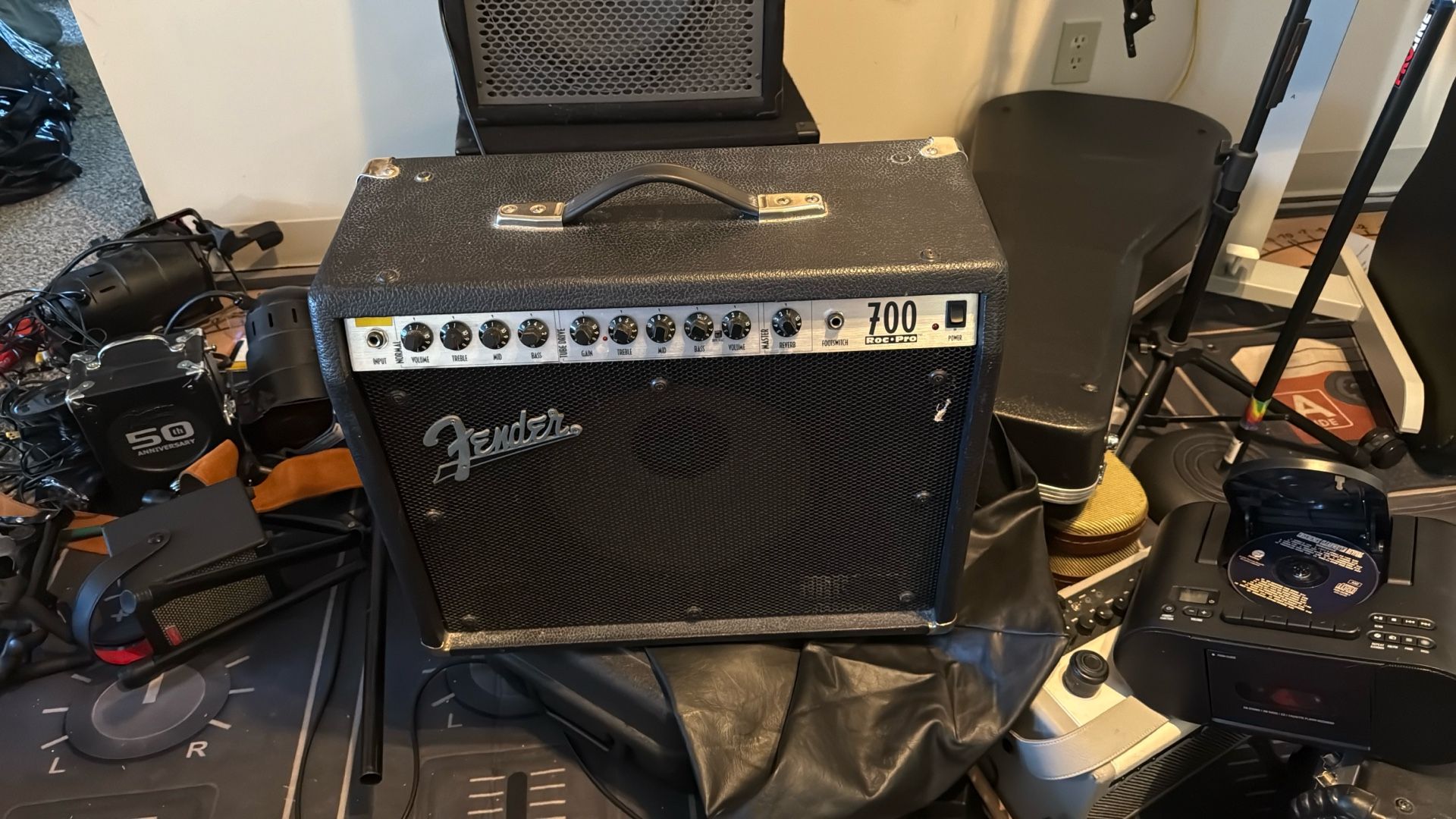 Fender 700 ROC Pro Amplifier