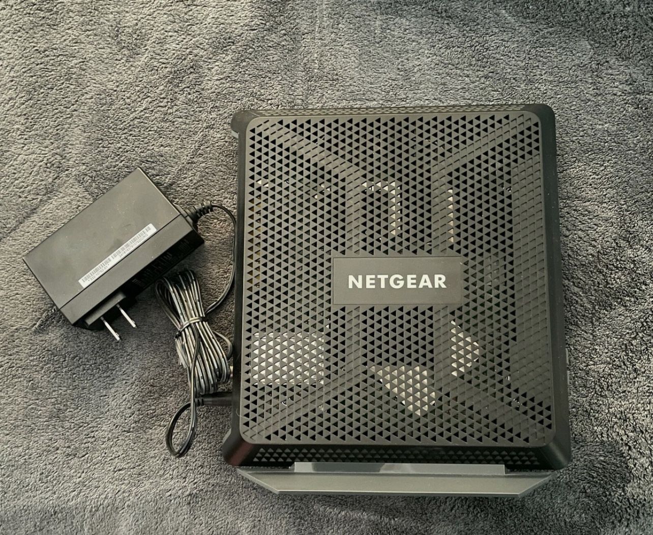 Netgear AC1900 Modem/WiFi Router (2-in-1) Combo (Comcast) 