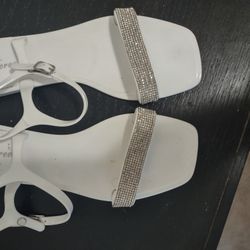 Sandals 7.5