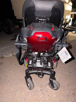Quantum Edge power wheelchai