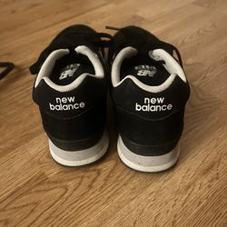 Men’s New Balance Shoes Size 8