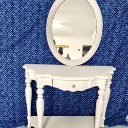 Pair of Stein World Furniture just refurbished.   Entry Table and Mirror 