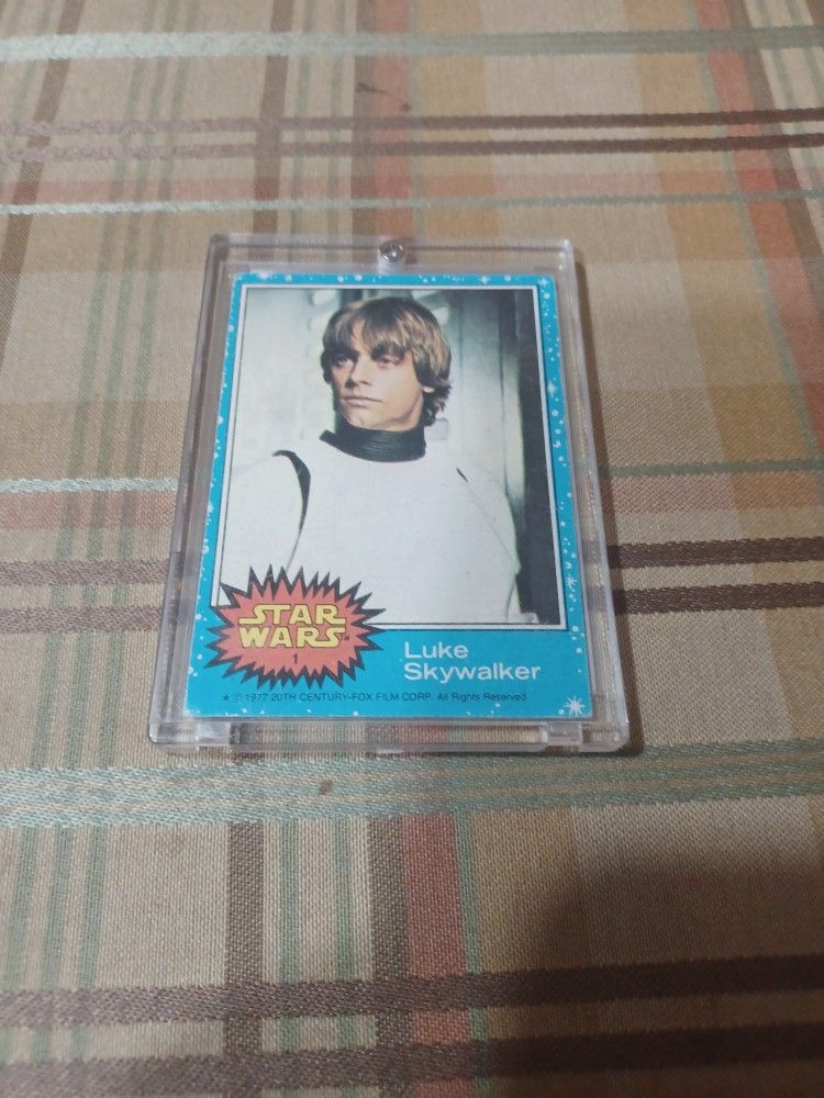 1977 Topps Luke Skywalker Rookie Card