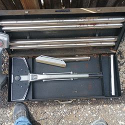 Carpet Stretcher And Knee Kicker $180