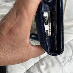 New Never Use iPhone 7 phone charger wallet