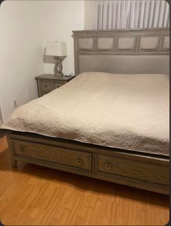 King bed