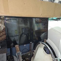Smaller TV W Wall Mount 