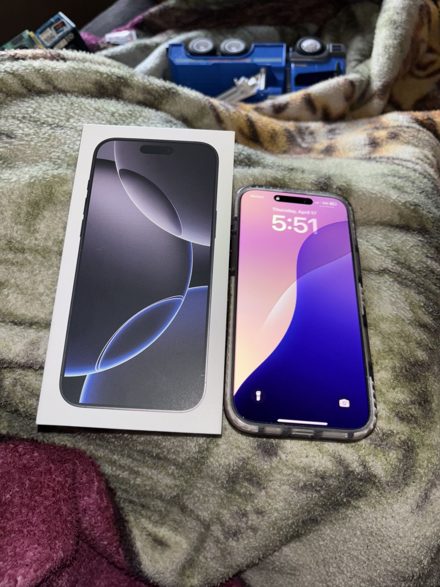 IPHONE 16pro MAX