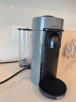 Nespresso VertuoPlus Coffee Machine by De'Longhi