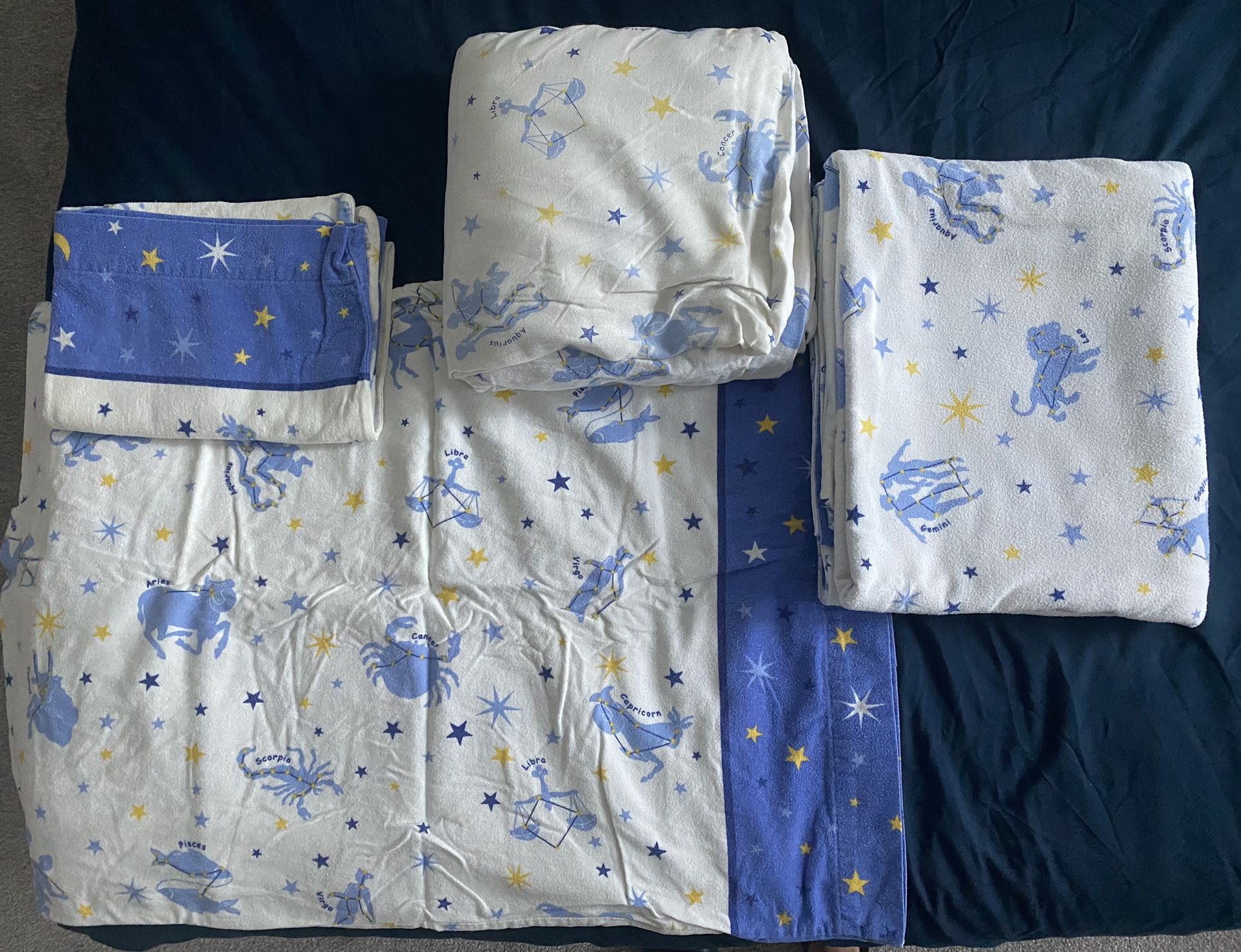 Free, Moving Out (Mattress Cover, Blanket)