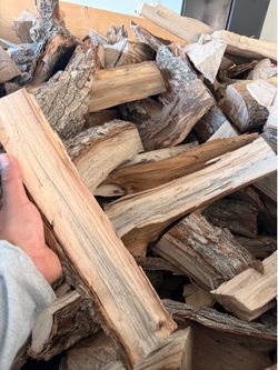 🔥 PREMIUM SEASONED FIREWOOD FOR SALE 🔥 Perfect for Cooking, Smoking, Grilling & Camping!