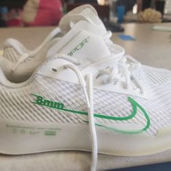 Nike Court Air Zoom Vapor 11 Tennis Shoes, Size 8.5 Womens,