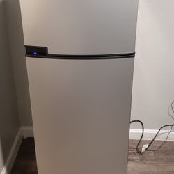 Dometic 8-Series RMD8555LSAF RV Refrigerator / Freezer - 3-Way - 6.7 Cubic Feetgeo:0,0?q=190%20W%20%2F%20170%20W