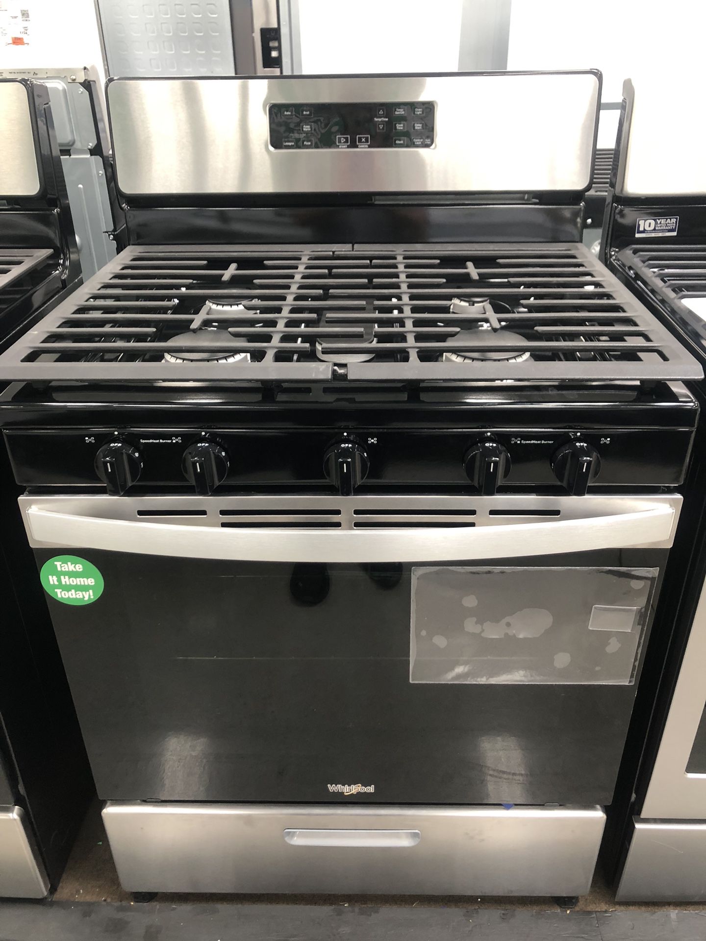 5.1 Cu. Ft. Freestanding Gas Range with Edge to Edge Cooktop