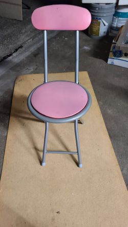 Barbie Child's Pink Fold up Chair