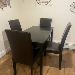 Dinning table