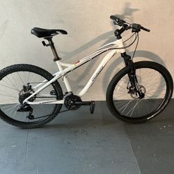 BICYCLE SPECIALIZED 21 SPEED SIZE 26 BRAND NEW 