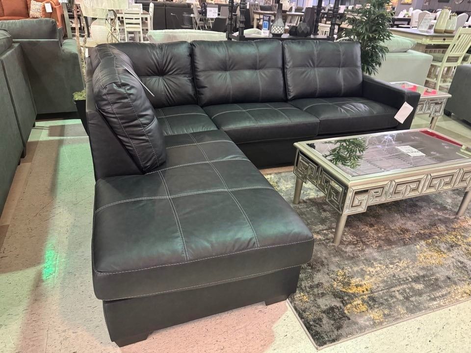 AP๐ 2 Piece Cozy Sectional Couch With Chaise - Color Options// Financing & Delivery