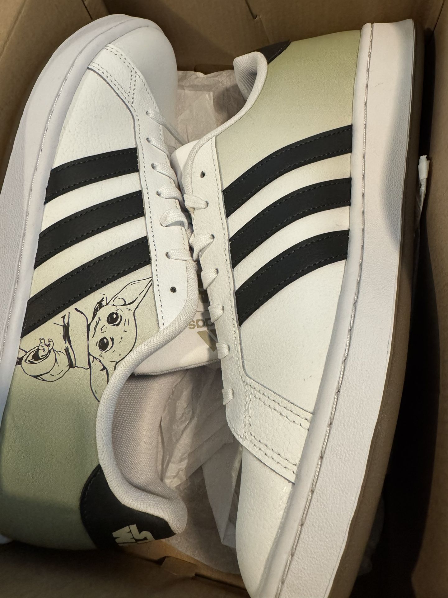 Grogu Edition Grand Court Adidas Size 11