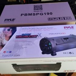 Pyle 300 w Bluetooth boombox