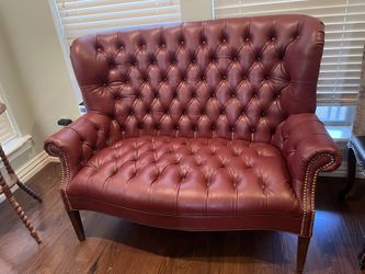 Tufted Leather Loveseat Settee 900.00 Offers