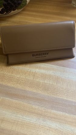 Burberry Case