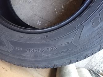 Set of 17" Tires Near New