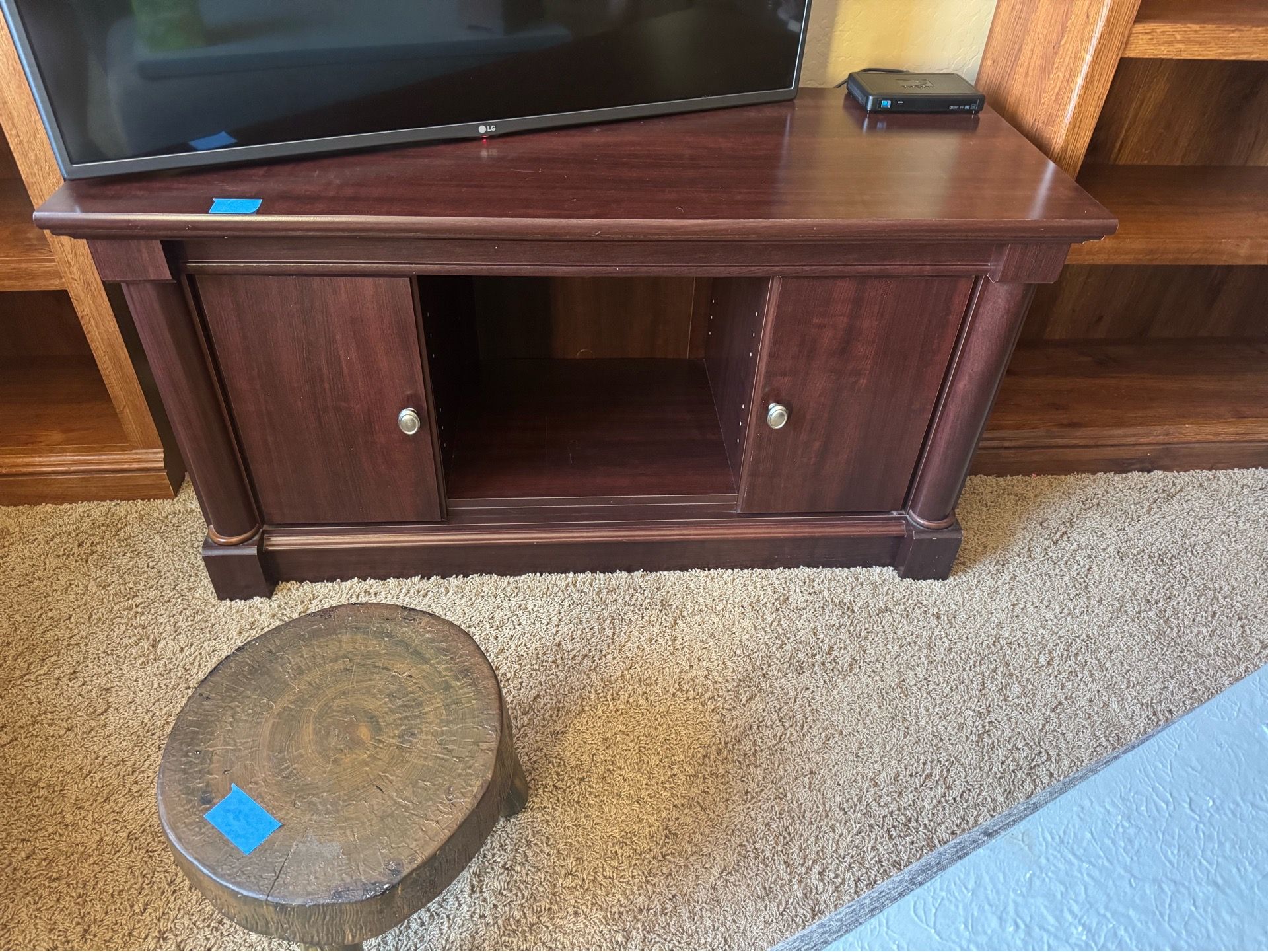 Tv stand
