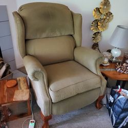 Free Recliner