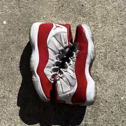 Jordan 11 Cherry