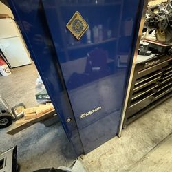 Snap On tool Box And Side Locker 