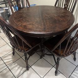 Dinning Table 