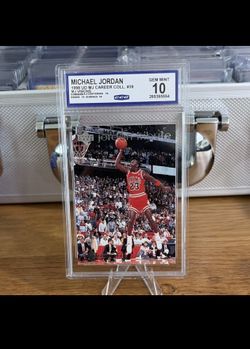 1998 Upper Deck MJ Career Collection MJ Visions #39 Michael Jordan CCG10 Bulls