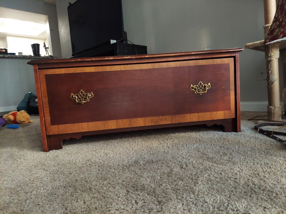 Antique Cedar Wood Blanket Chest