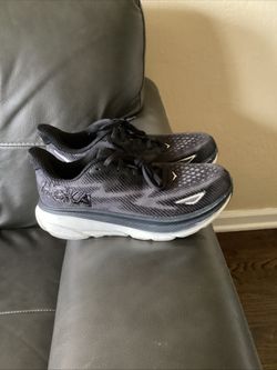 Hokas