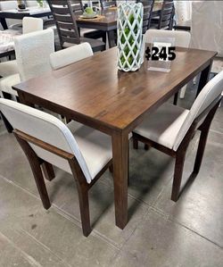 Cute ‼️ 5-pc Dining table set walnut finish