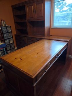FREE - Large Modular Executive Wood Desk