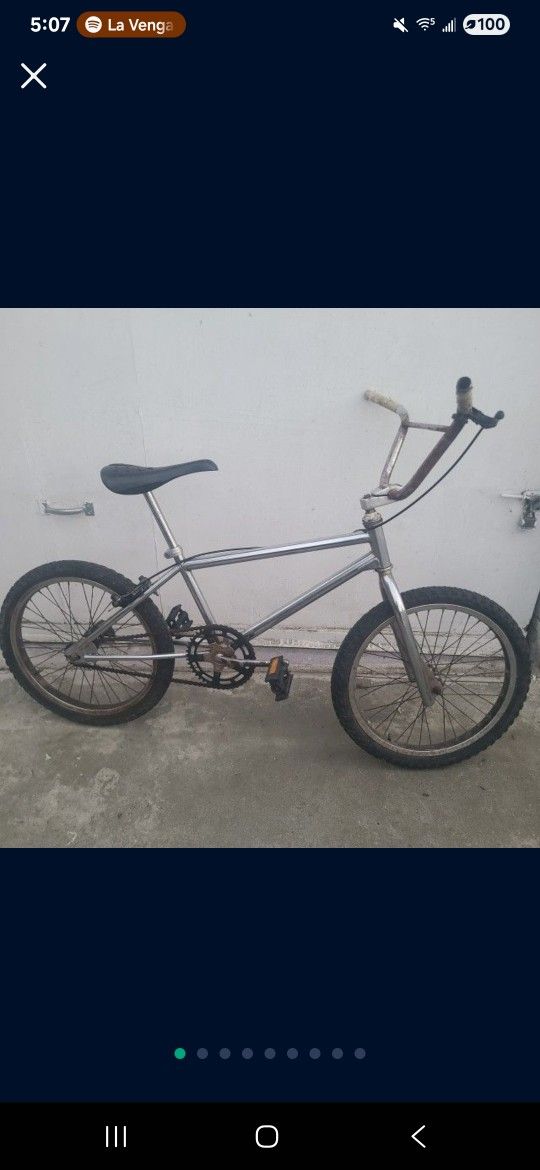 20" RL see pics for condition and se20" RL see pics for condition and serial # for the year as is $575rial # for the year as is $575
