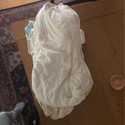 Free Swaddles For The Snoo (size Medium)