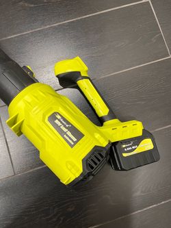 Leaf blower
