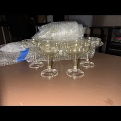 50pcs Unbreakable Plastic Champagne/ Martini Glasses ( Gold Glitter )