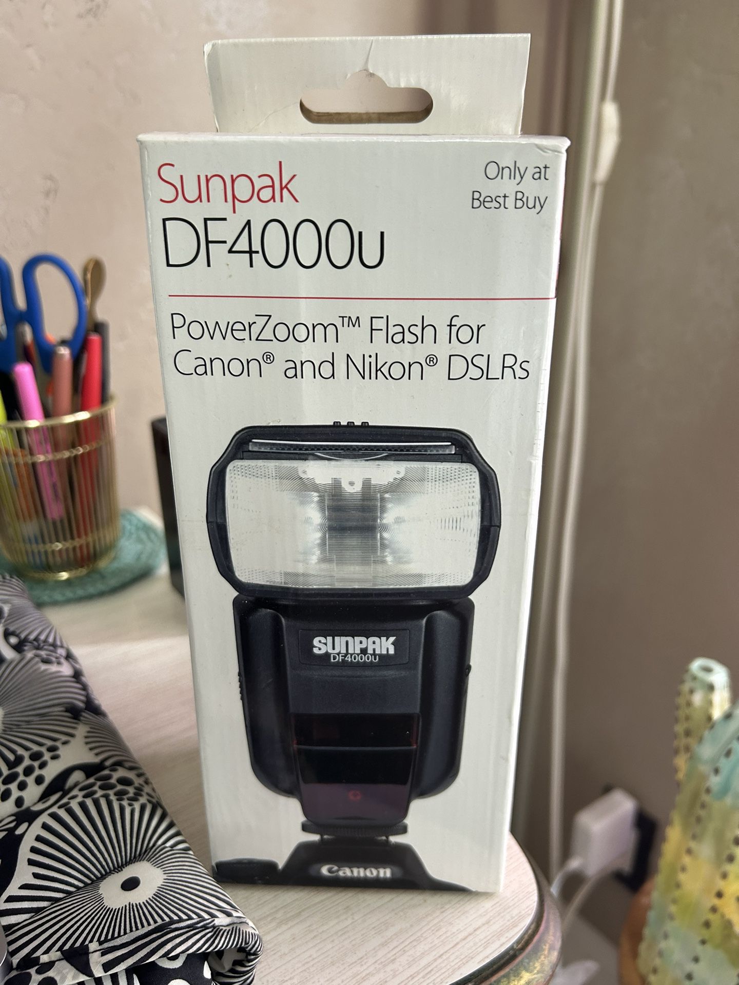 Never Used Flash for Canon or Nikon DSLRs