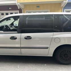Ford Winstar Van