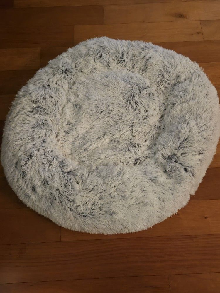 Large Dog Fluffy Security Bed