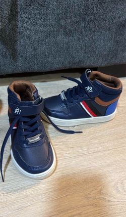 Boy shoes / Zapatos de niño