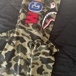 Bape Hoodie Size Medium