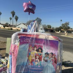 Blanket.   84 Ave Indian School.  602//413////5795. 